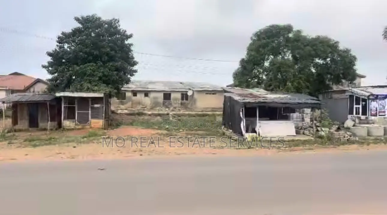 Commercial Land for Sale at Mapoly Road, Abeokuta in Abeokuta South