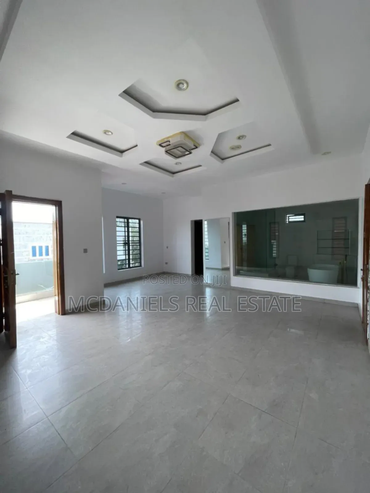 4bdrm Duplex in Ikota for sale in Ikota