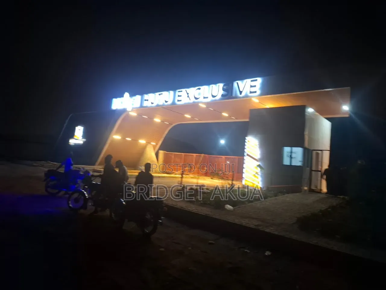 Luxury Plot With Excellent Location Advantage in Sabon Lugbe