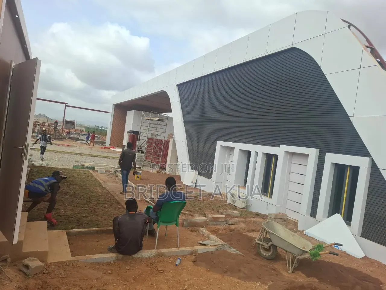 Luxury Plot With Excellent Location Advantage in Sabon Lugbe