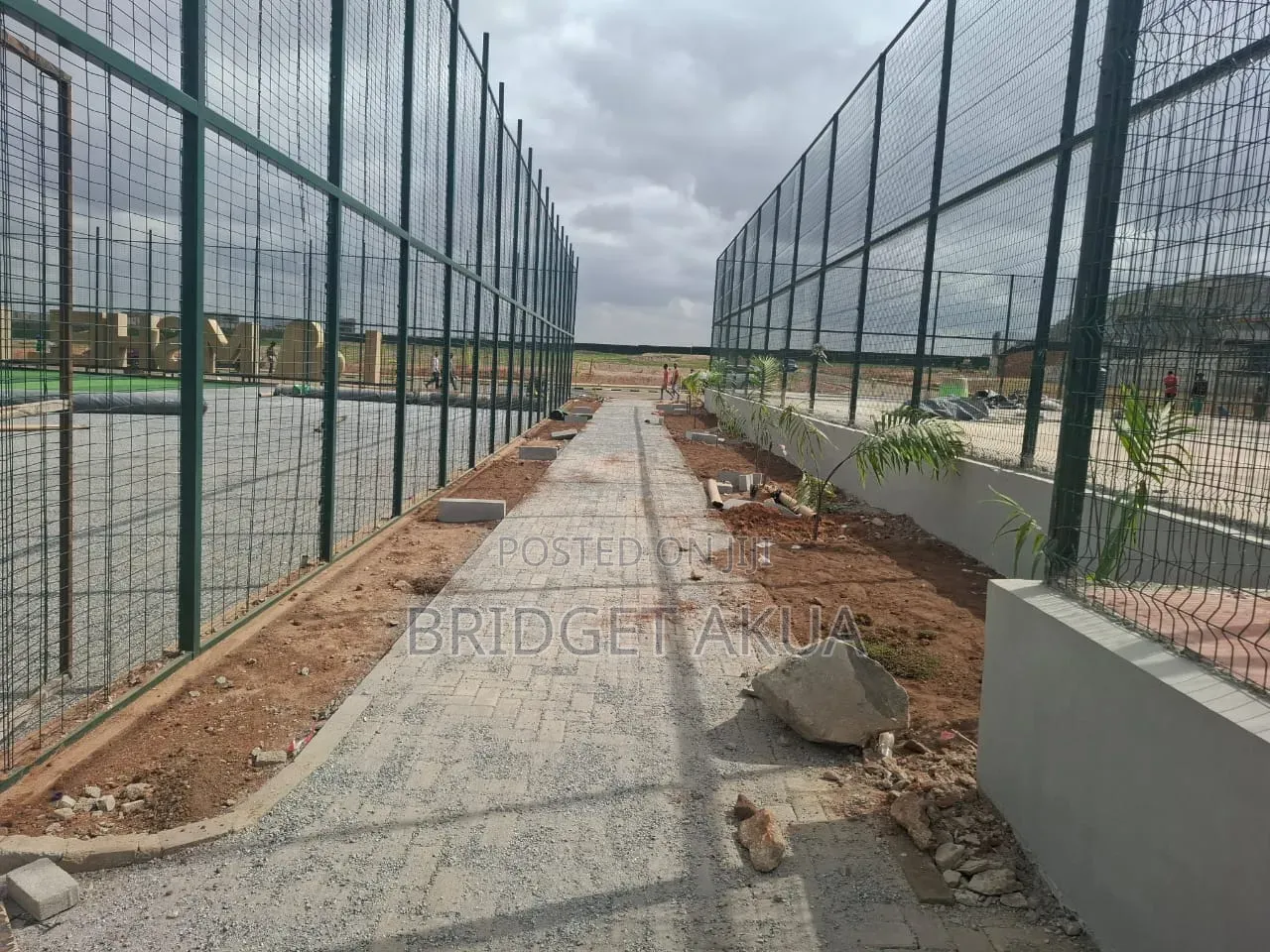 Luxury Plot With Excellent Location Advantage in Sabon Lugbe
