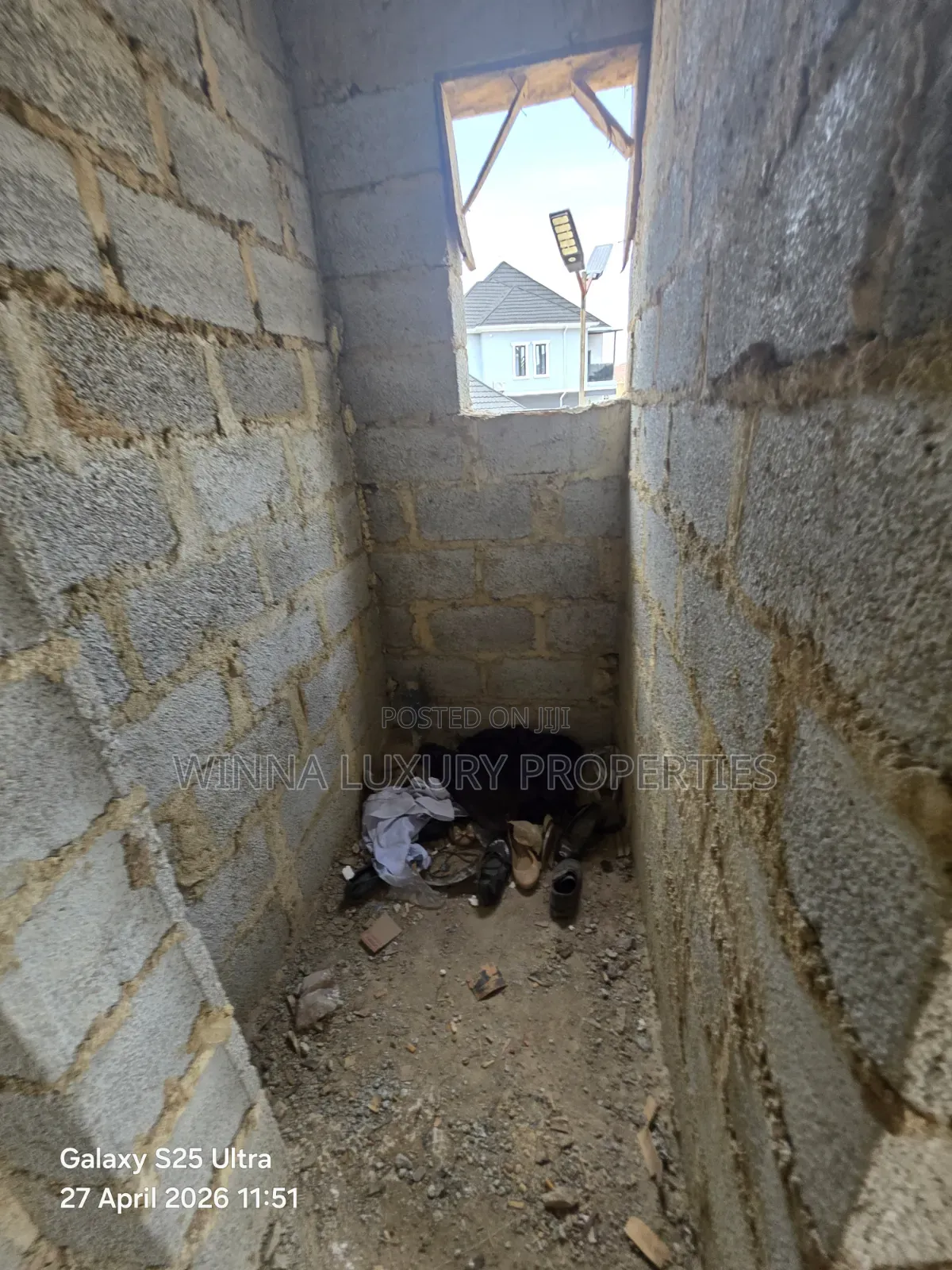 5bdrm Duplex in Aco Estate, Lugbe District for sale in Lugbe District