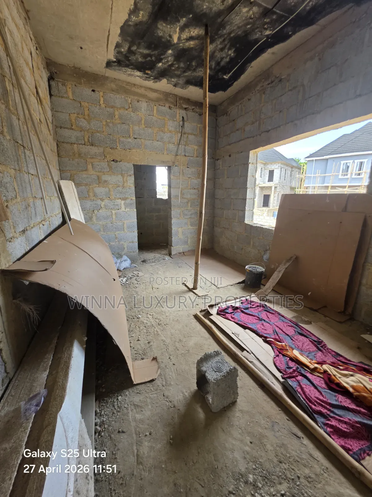 5bdrm Duplex in Aco Estate, Lugbe District for sale in Lugbe District