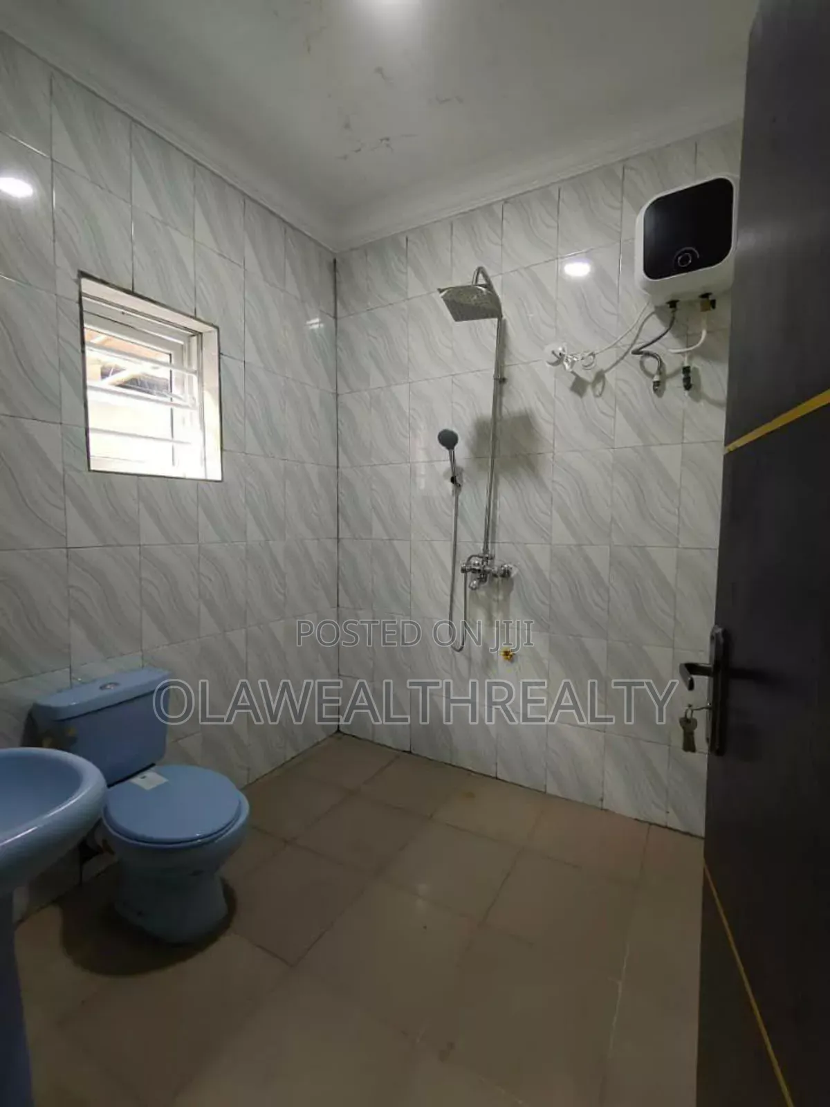 2bdrm Block of Flats in Akobo for rent in Akobo