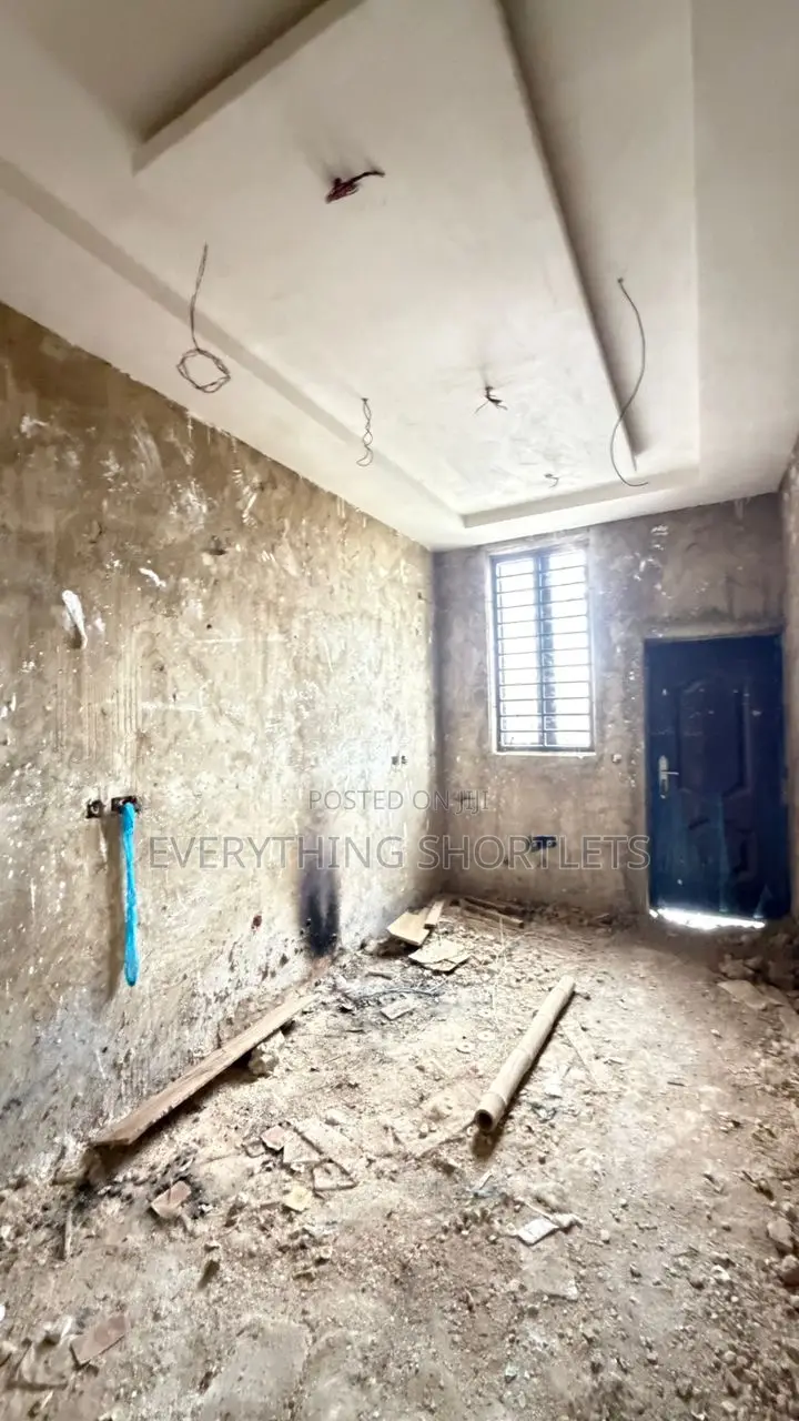 4bdrm Townhouse/Terrace in Apo District for sale in Apo District