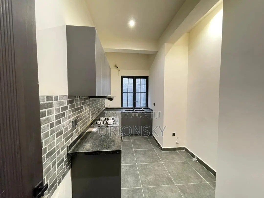 Furnished 1bdrm Block of Flats in Freedom Way, Lekki Phase 1 for sale in Lekki Phase 1