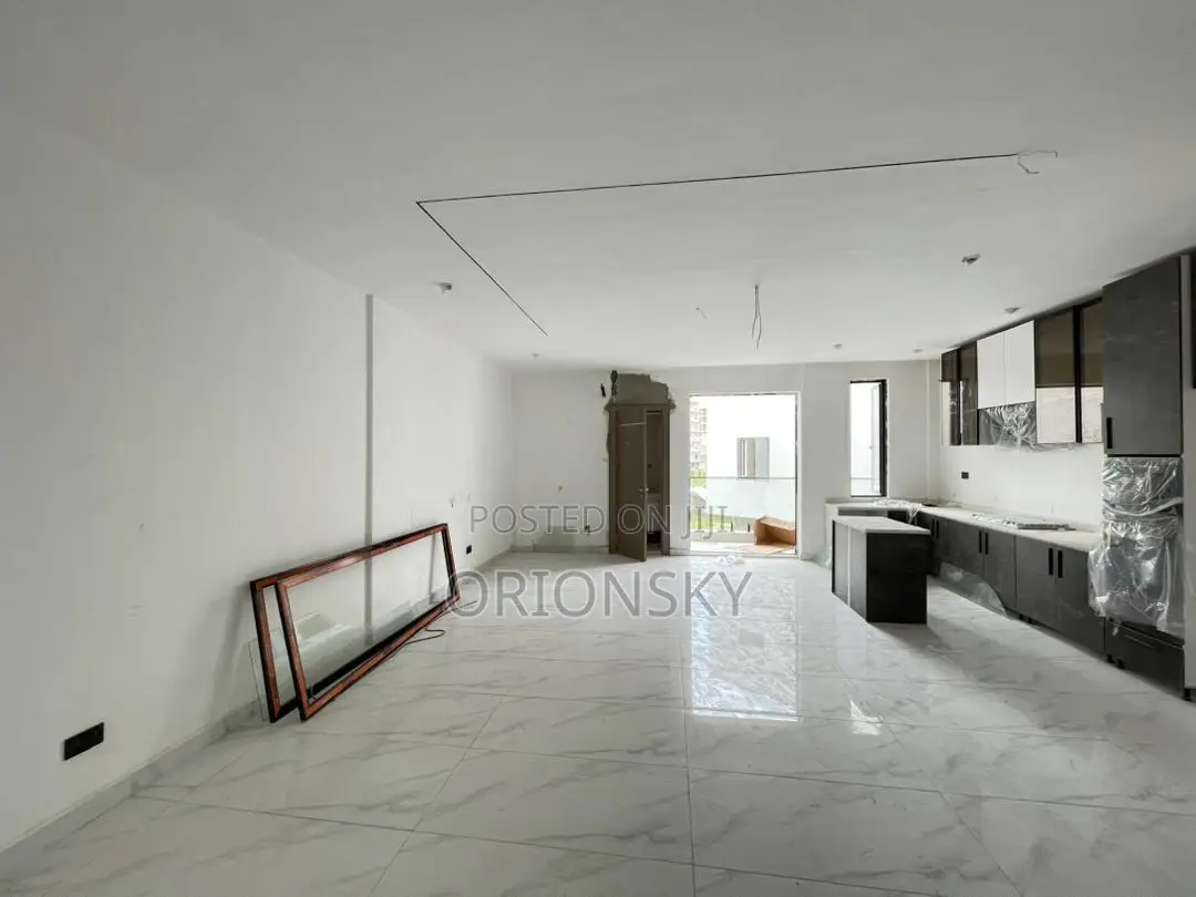 2bdrm Apartment in Freedom Way, Lekki Phase 1 for sale in Lekki Phase 1