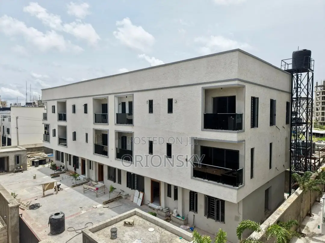 4bdrm Duplex in Freedom Way, Lekki Phase 1 for sale in Lekki Phase 1