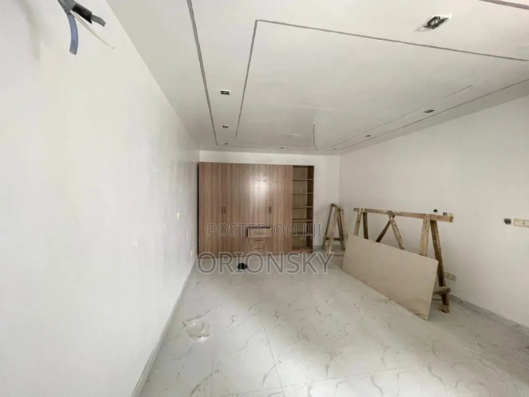 4bdrm Duplex in Freedom Way, Lekki Phase 1 for sale in Lekki Phase 1