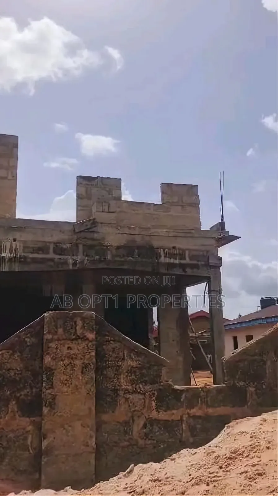 6 Units of 2 Bedrooms Each on a Lintel Level for Sale in Benin City