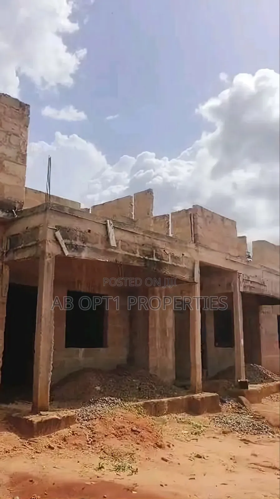6 Units of 2 Bedrooms Each on a Lintel Level for Sale in Benin City