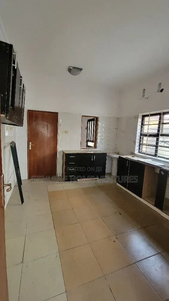 5bdrm Duplex in Parkview Estate for rent in Parkview Estate