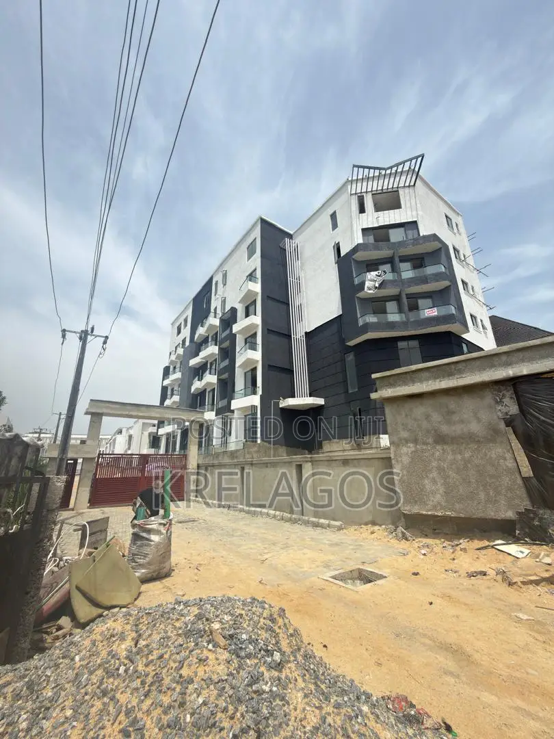 2bdrm Apartment in Chevron for sale in Chevron
