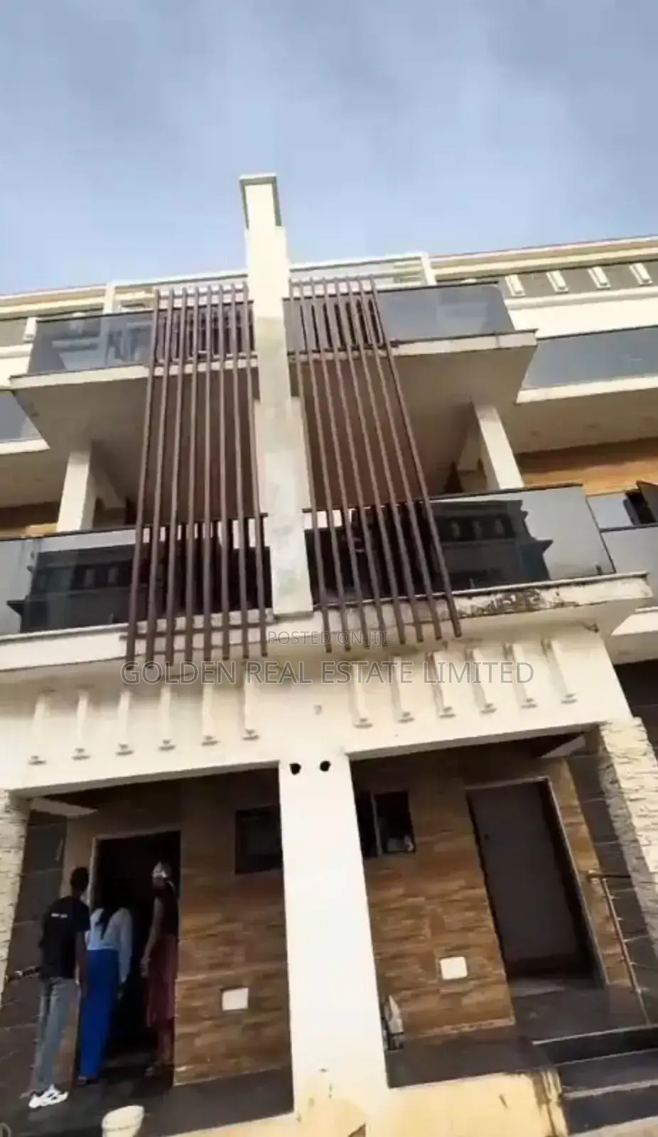 5bdrm Duplex in Idu Industrial for sale in Idu Industrial