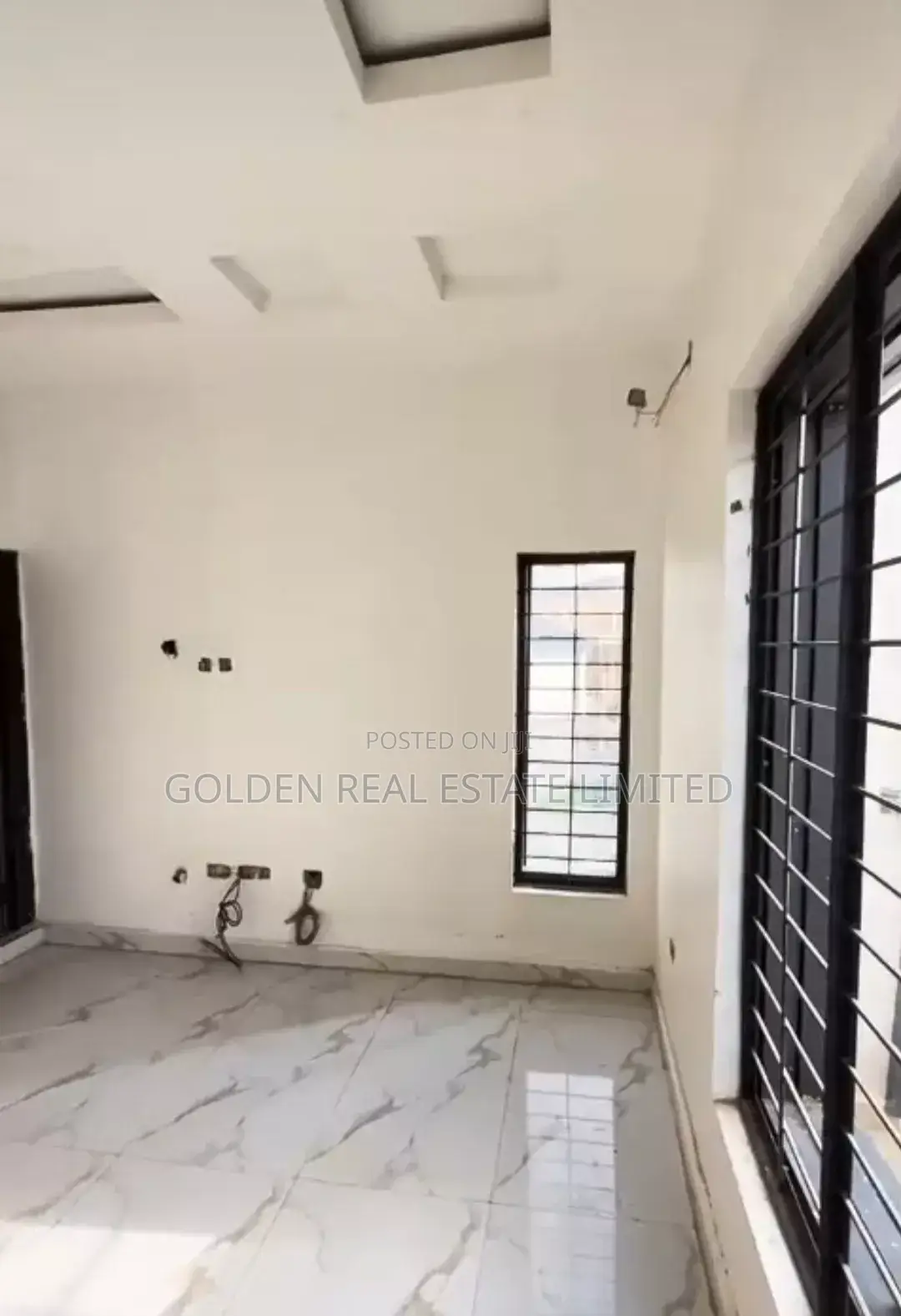 5bdrm Duplex in Idu Industrial for sale in Idu Industrial