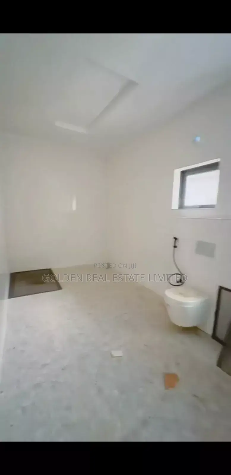 5bdrm Duplex in Central Business District for sale in Central Business District