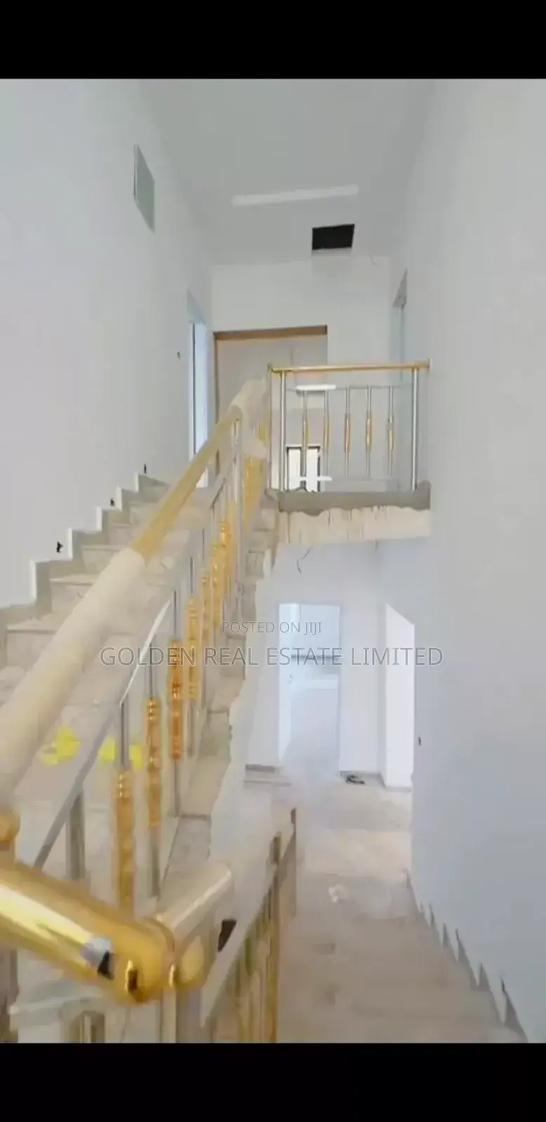 5bdrm Duplex in Central Business District for sale in Central Business District