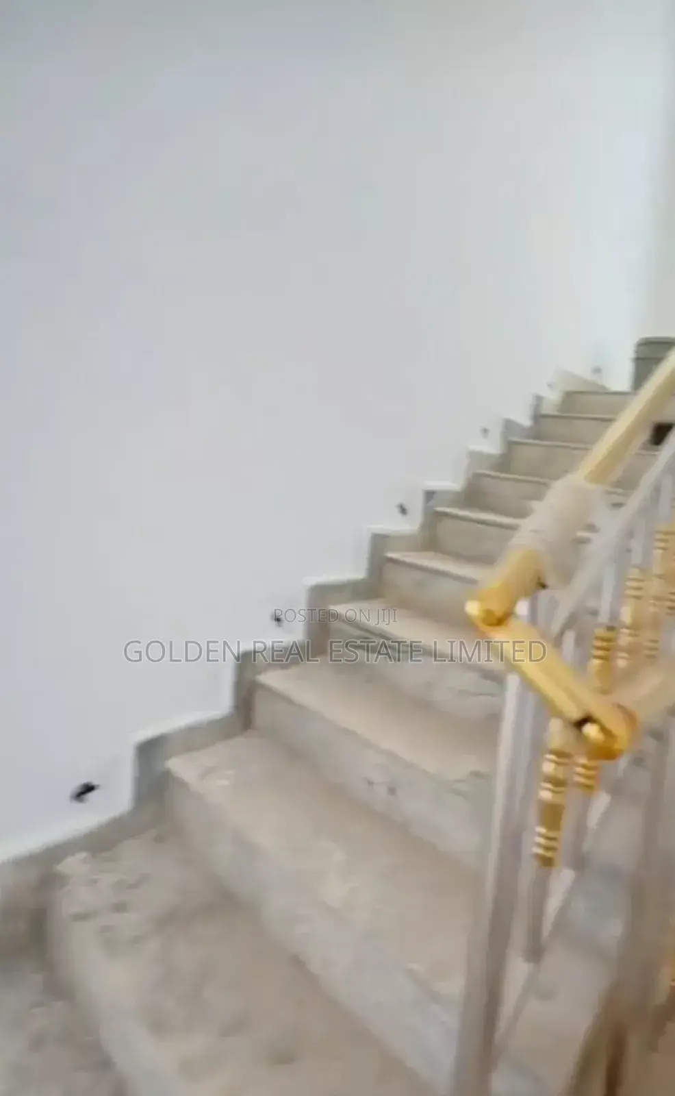 5bdrm Duplex in Central Business District for sale in Central Business District