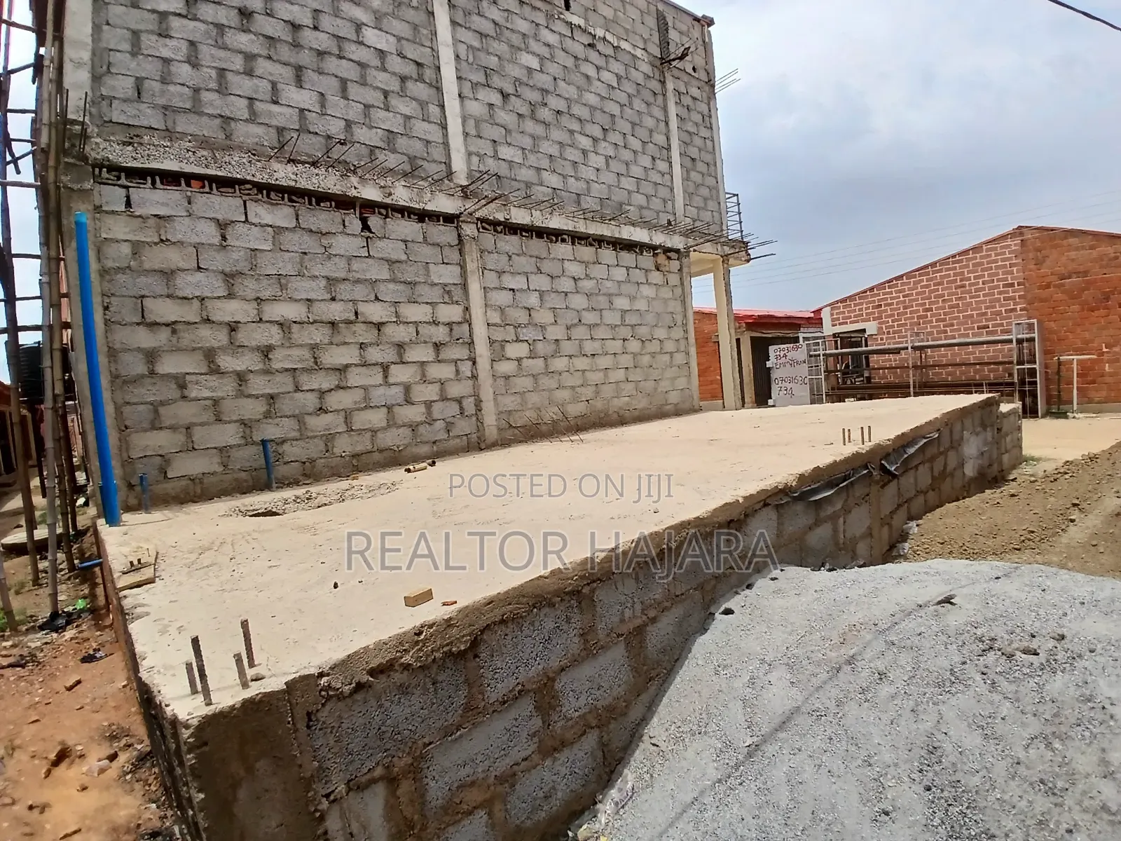 Many Warehouse DPC Land Available for Sale at Fo1 Markets in Kubwa