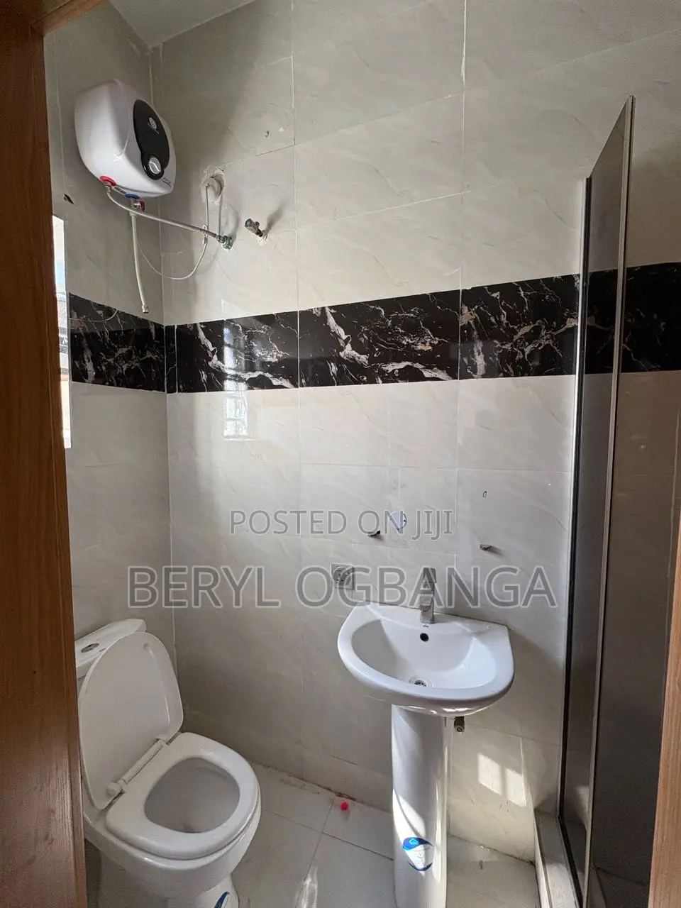 1bdrm Apartment in Lekki Phase 2 for rent in Lekki Phase 2