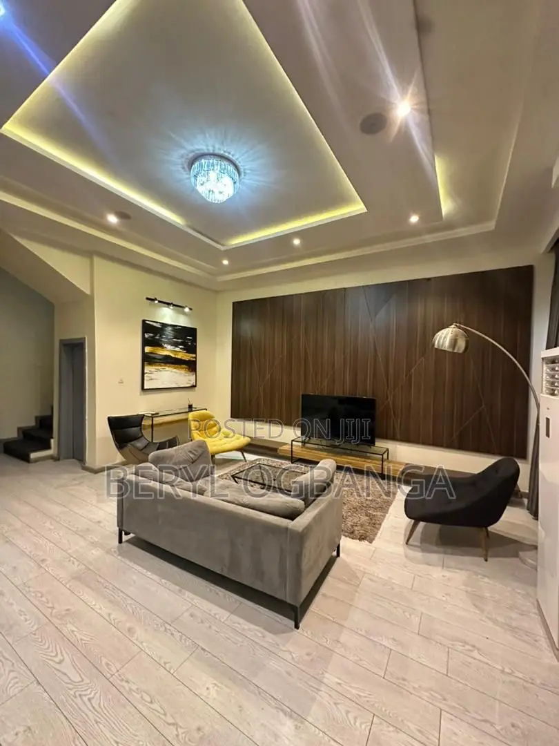 Furnished 4bdrm Duplex in Chevron for rent in Chevron