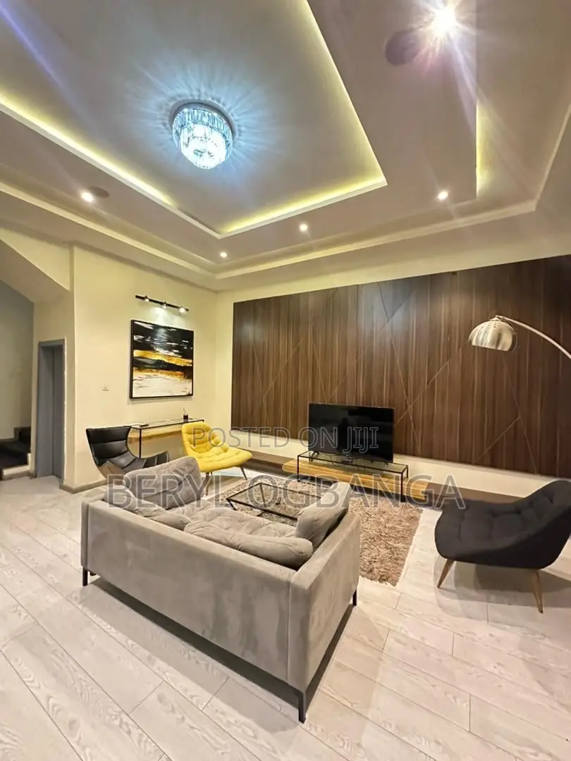 Furnished 4bdrm Duplex in Chevron for rent in Chevron
