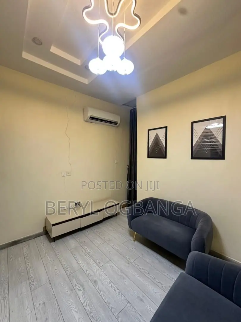 Furnished 4bdrm Duplex in Chevron for rent in Chevron