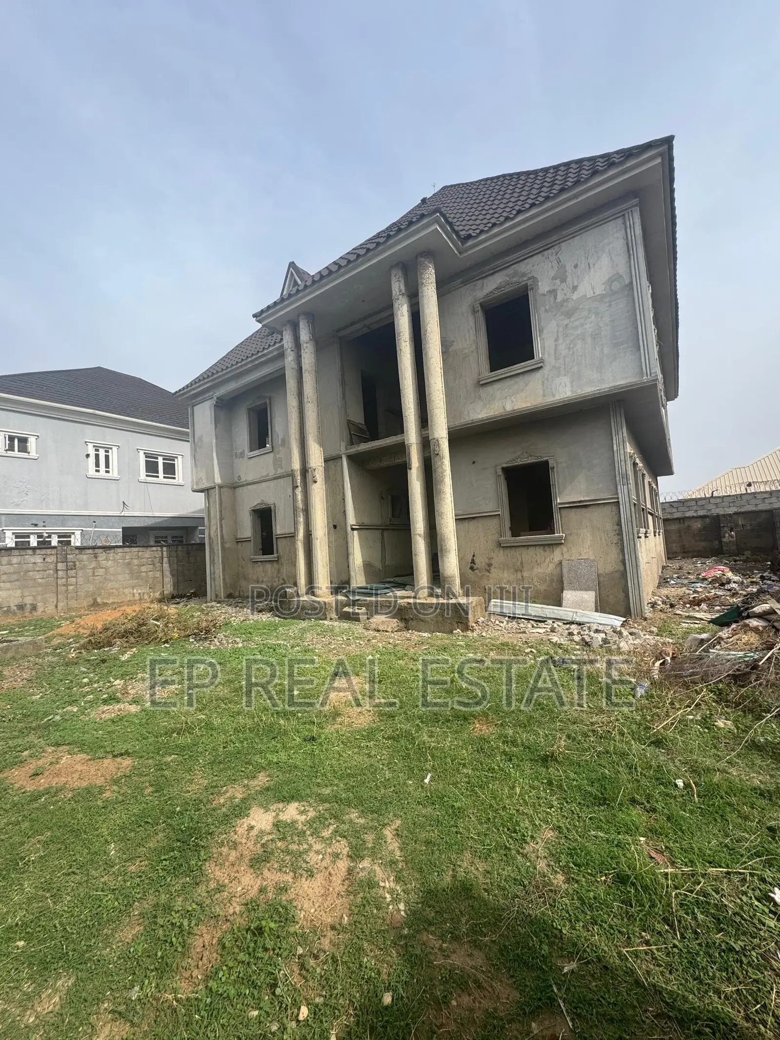 5bdrm Duplex in Gaduwa for sale in Gaduwa