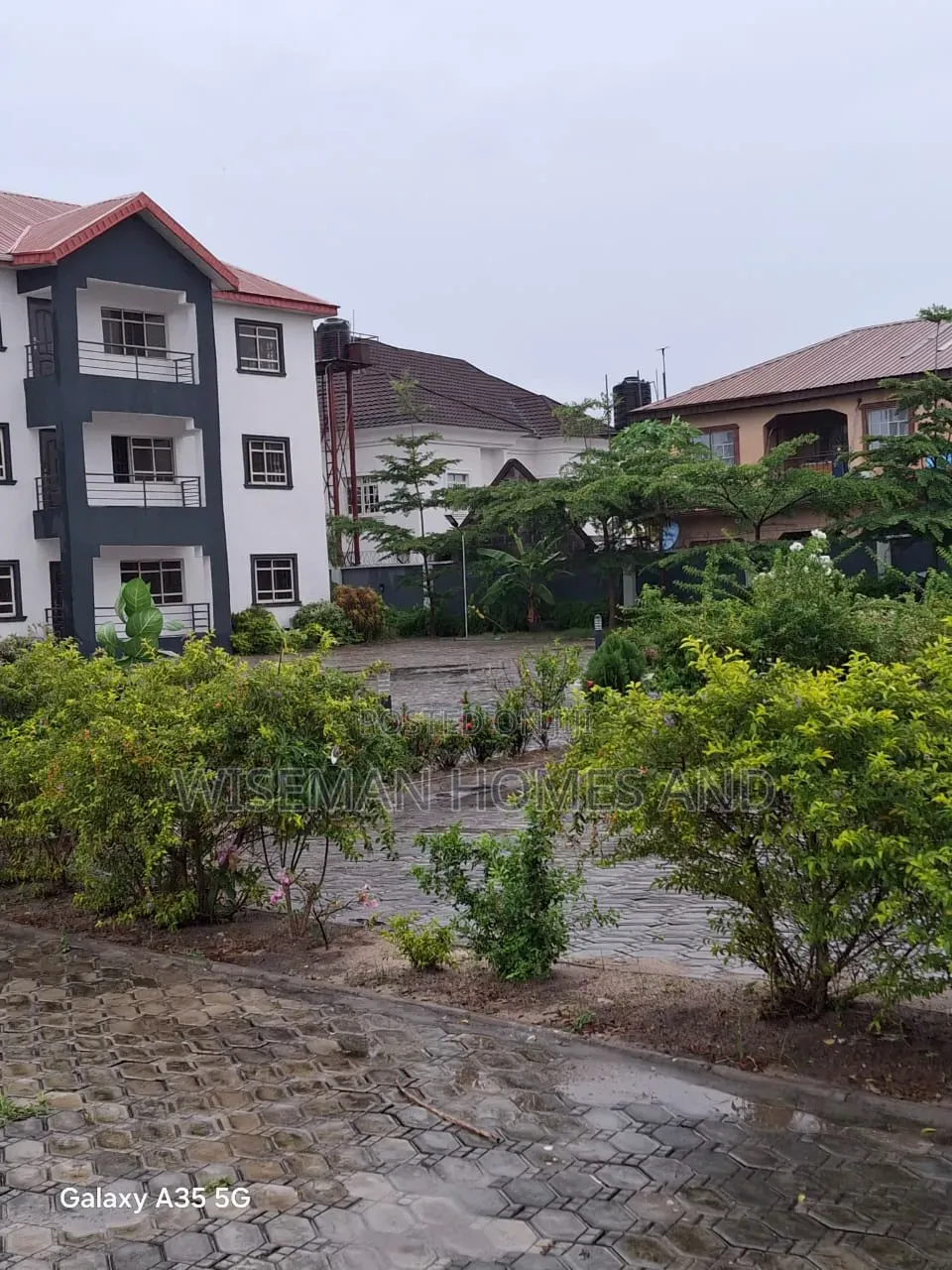 3bdrm Apartment in Fidiso Estate for rent in Sangotedo