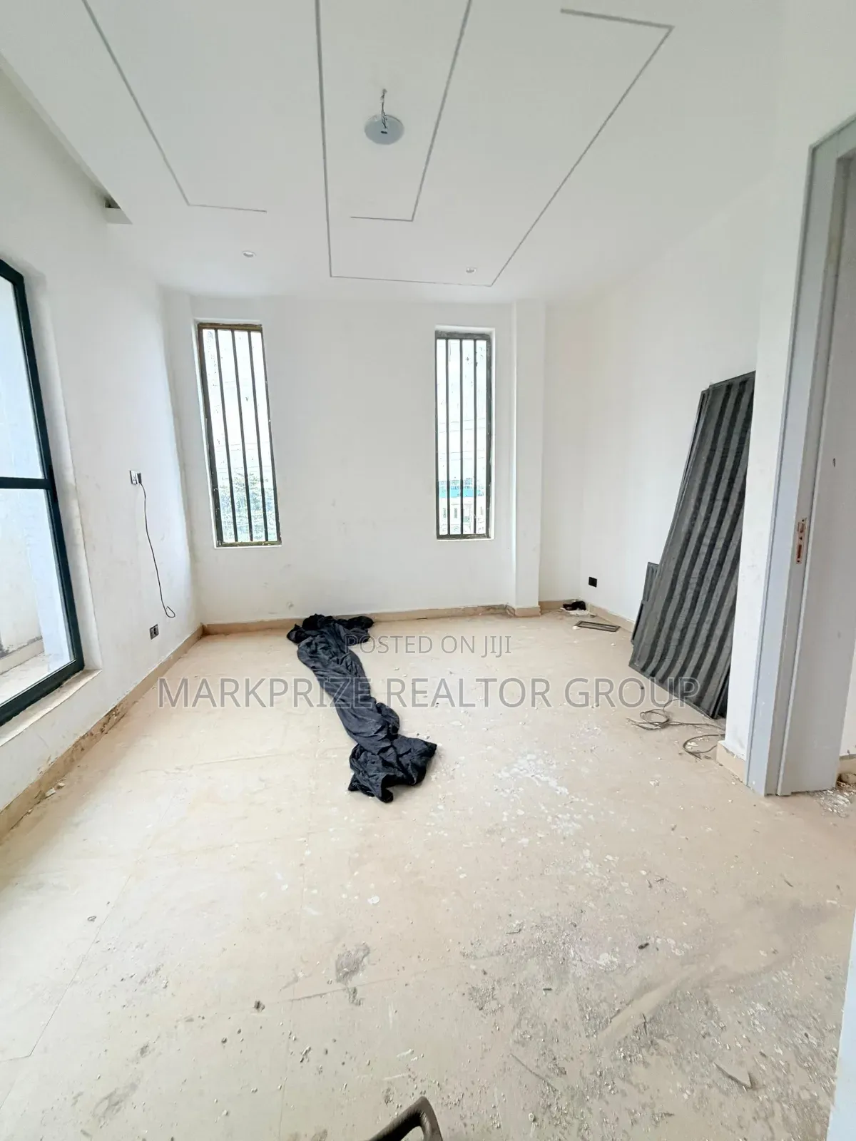 4bdrm Duplex in Magodo Gra Phase for sale in GRA Phase 1