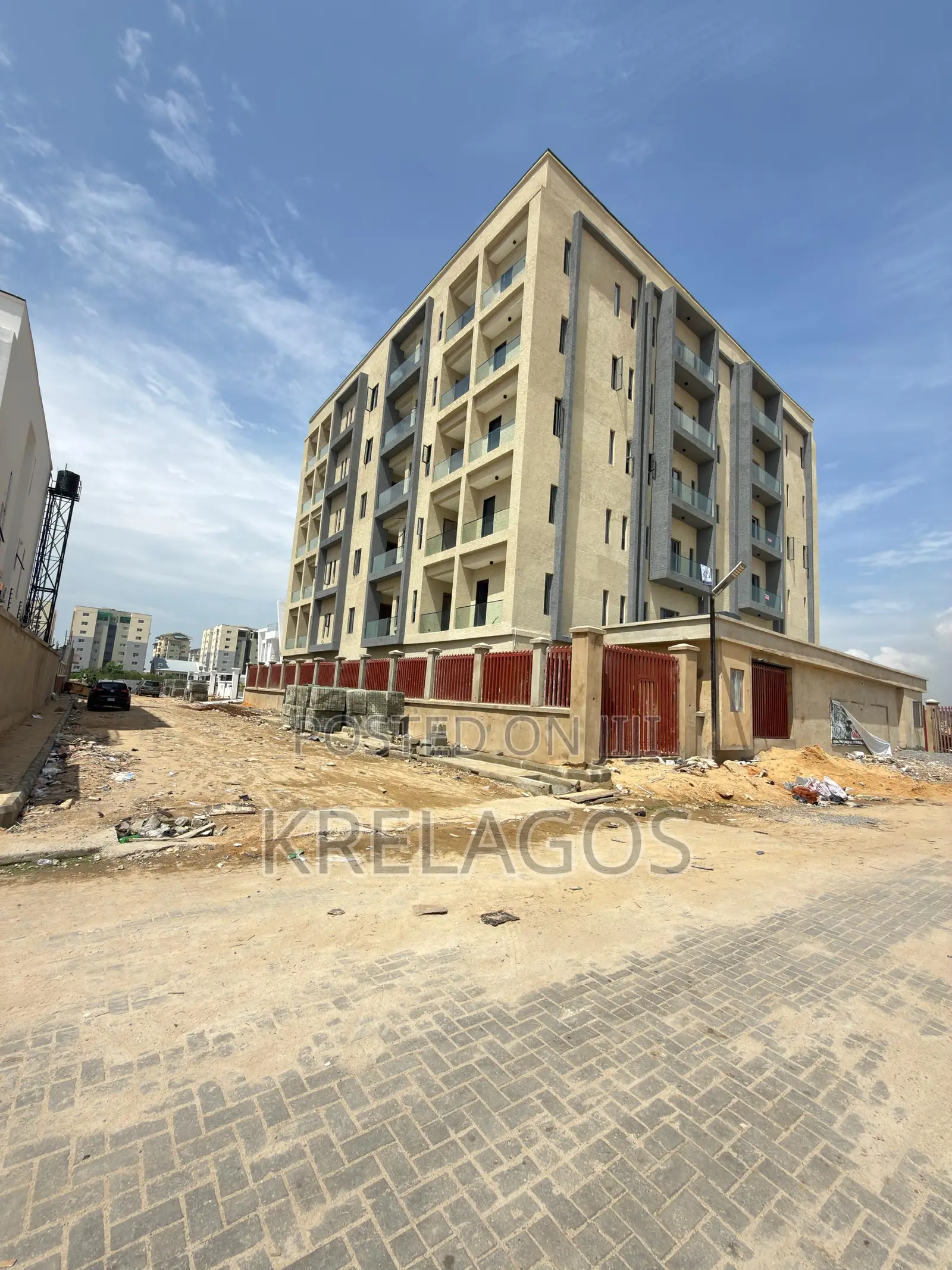 2bdrm Apartment in Lekki Phase 1 for sale in Lekki Phase 1