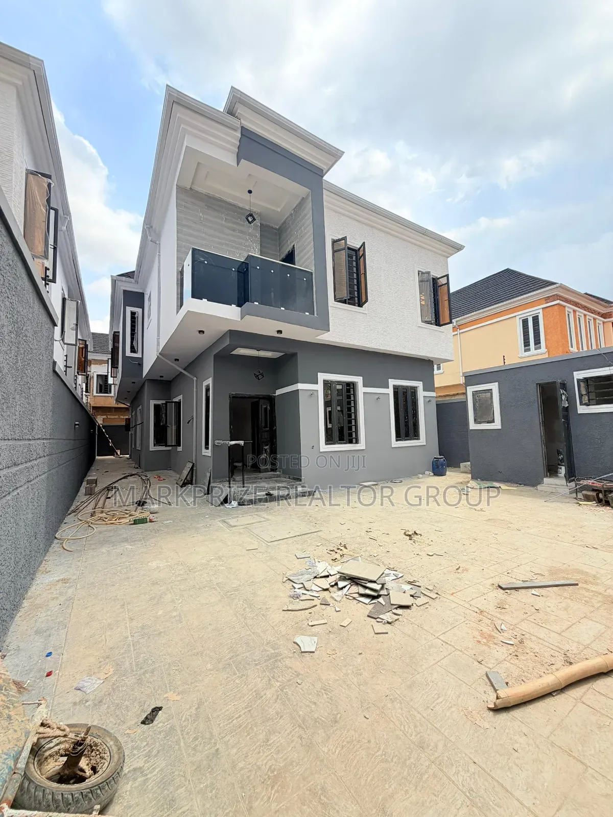 Furnished 5bdrm Duplex in Omole Phase 2 Lagos for sale in Omole Phase 2