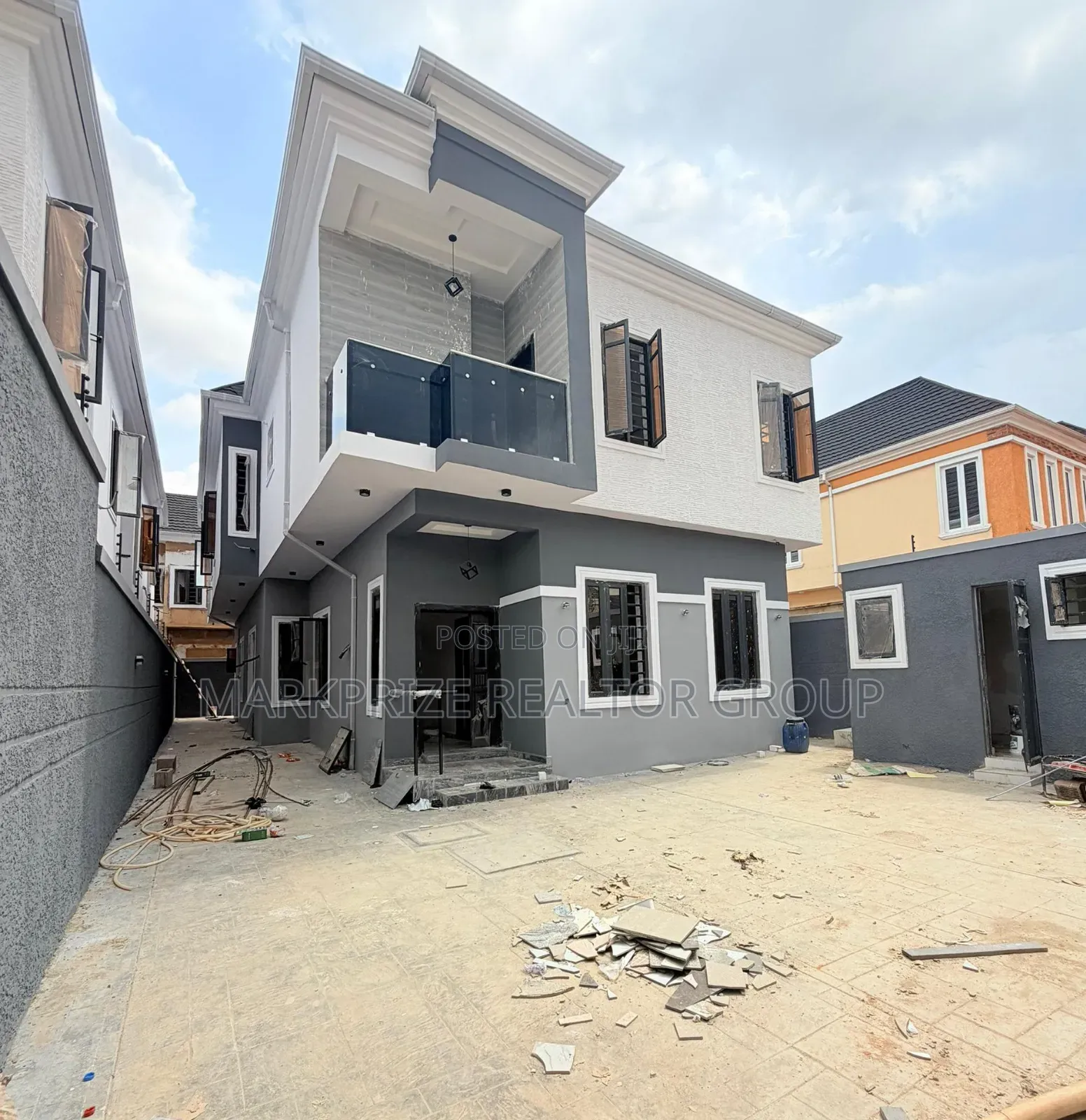 Furnished 5bdrm Duplex in Omole Phase 2 Lagos for sale in Omole Phase 2