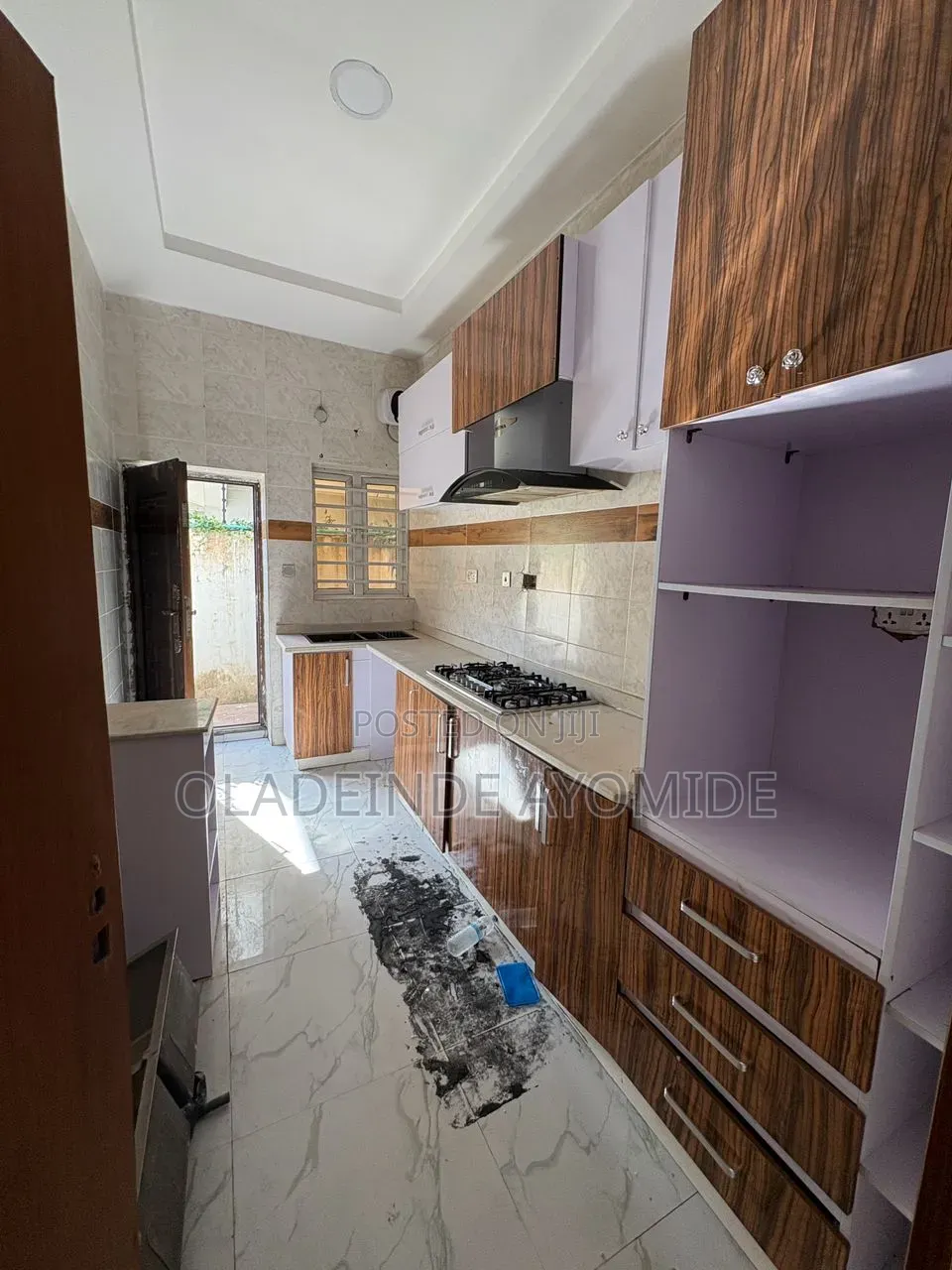 1bdrm Shared Apartment in Chevron for rent in Chevron