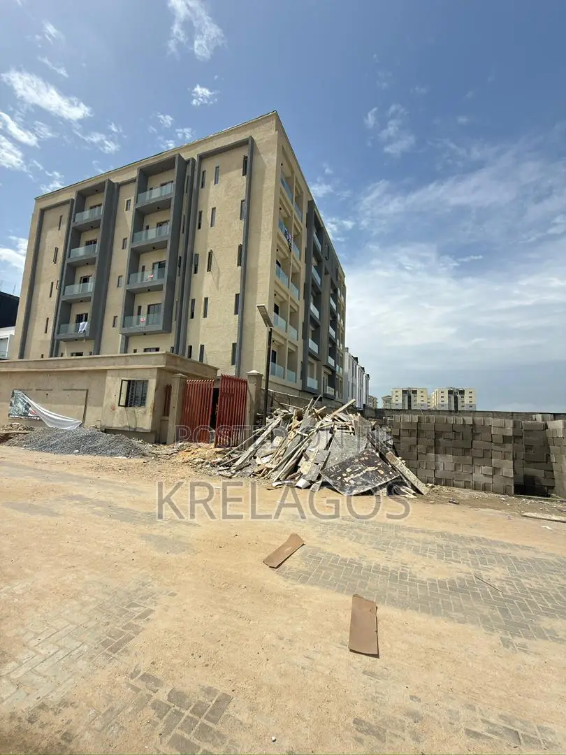 1bdrm Apartment in Lekki Phase 1 for sale in Lekki Phase 1