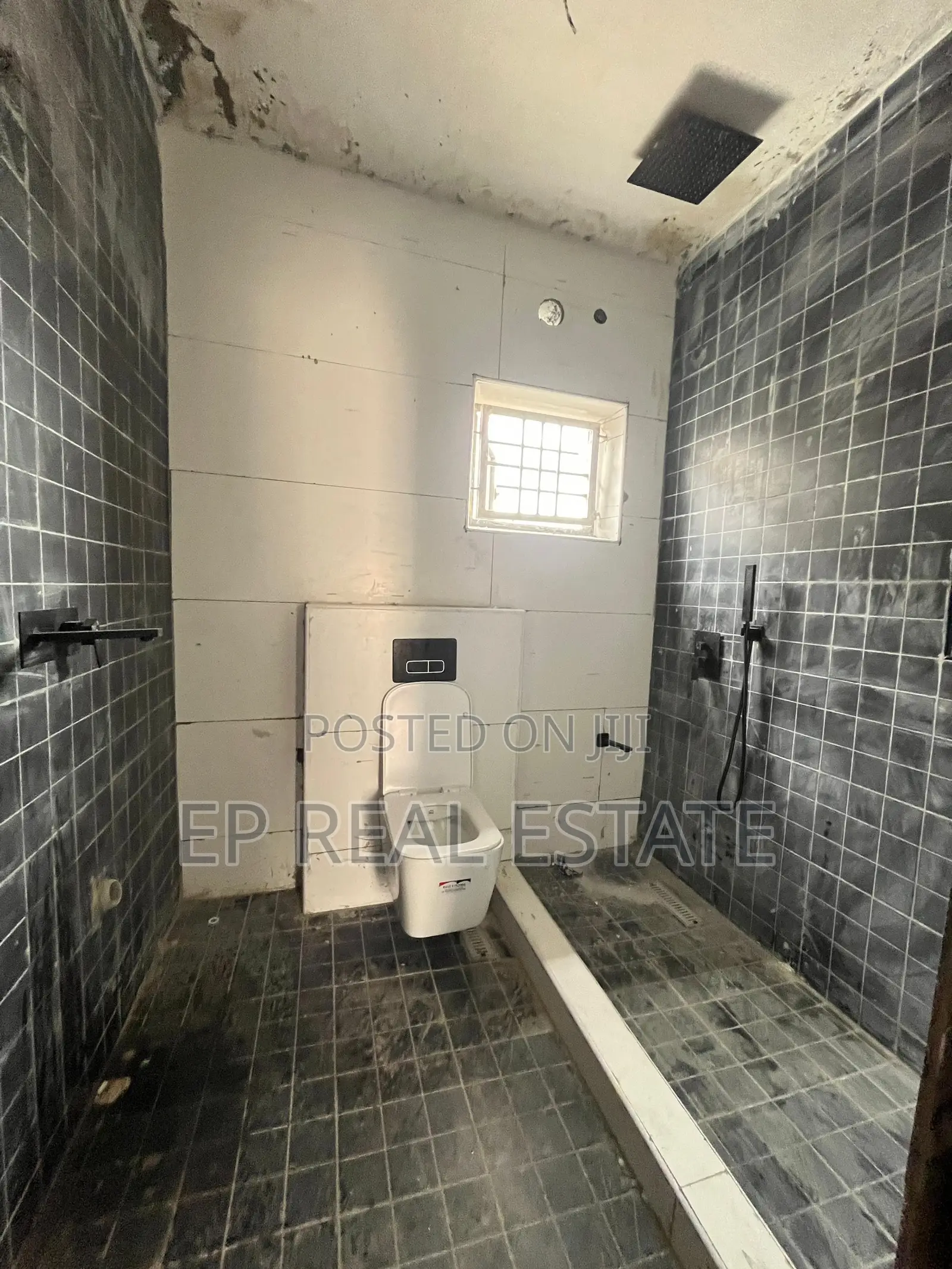 4bdrm Duplex in Gaduwa for sale in Gaduwa