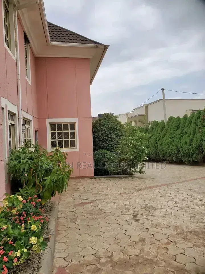 8bdrm House in Central Business District for rent in Central Business District