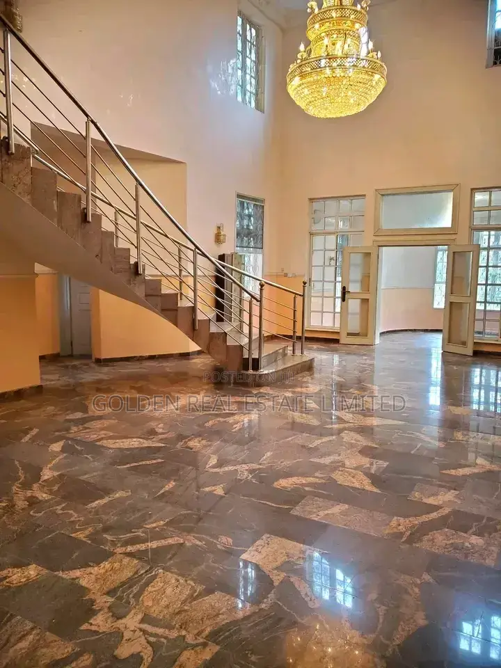 8bdrm House in Central Business District for rent in Central Business District