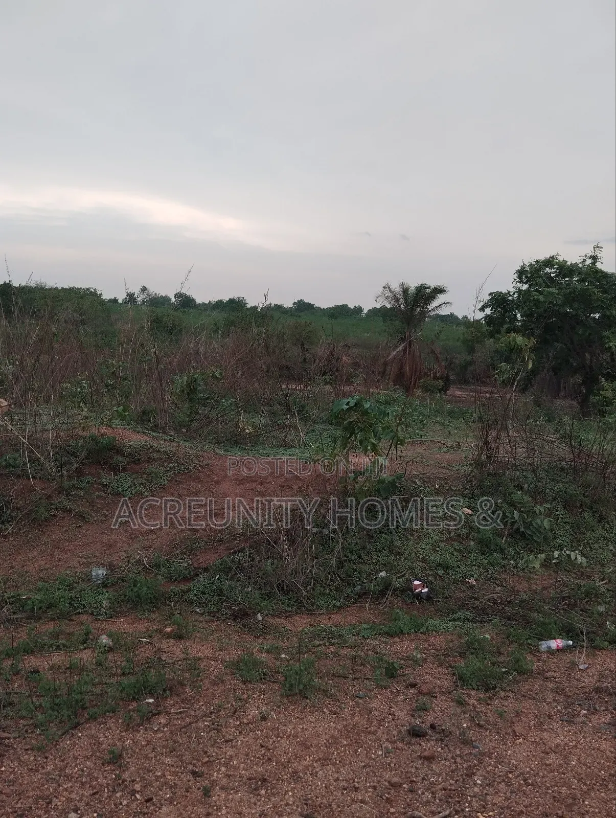 10 Acres of Commercial Land Available Iseyin-Ipapo Xpres Way Oyo State in Iseyin