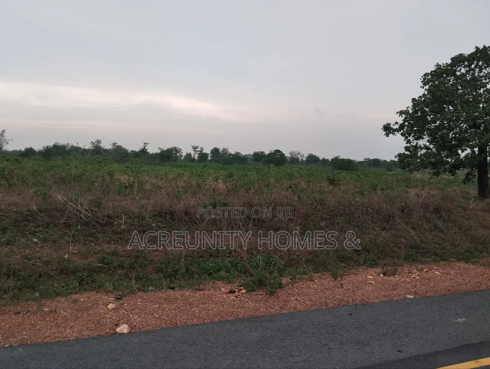 10 Acres of Commercial Land Available Iseyin-Ipapo Xpres Way Oyo State in Iseyin