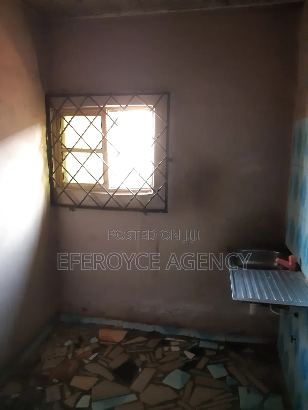 1bdrm Room & Parlour in Agbor Road, Benin City for rent in Benin City