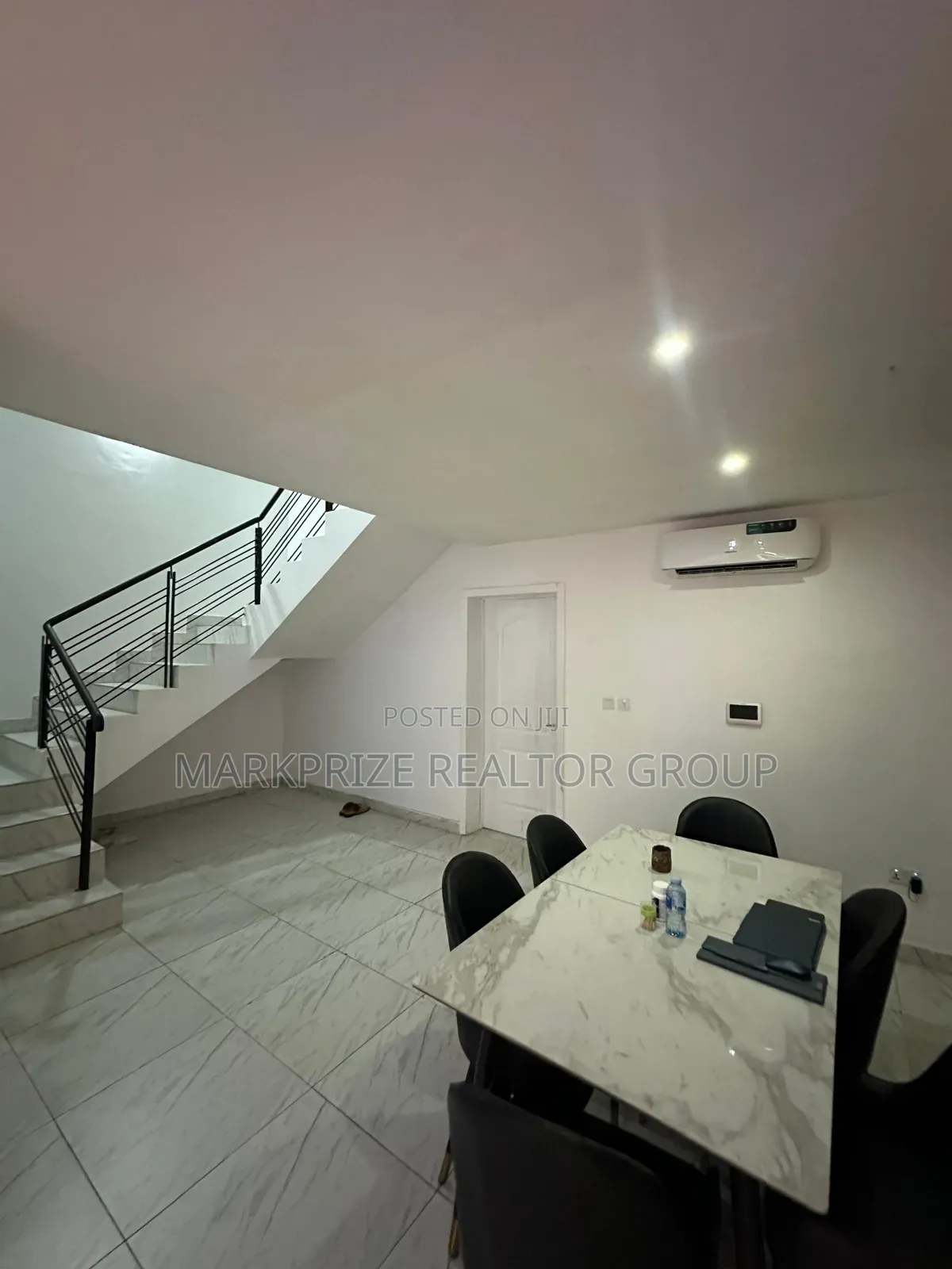 Furnished 4bdrm Duplex in Prime Estate Ogombo for sale in Ogombo