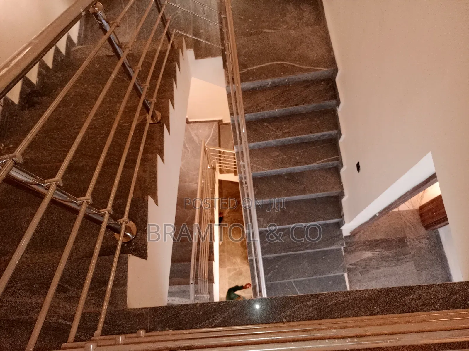 4bdrm Townhouse / Terrace in Maitama for rent in Maitama