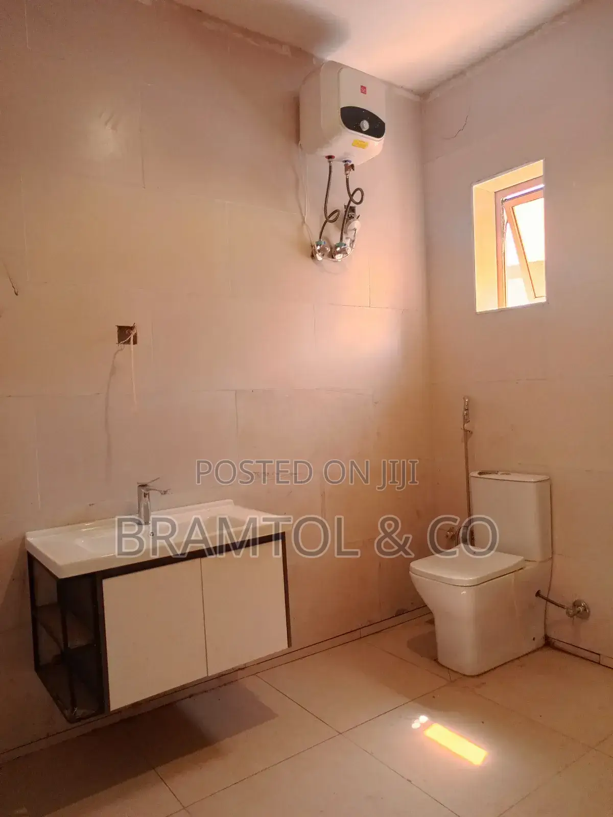 4bdrm Townhouse / Terrace in Maitama for rent in Maitama