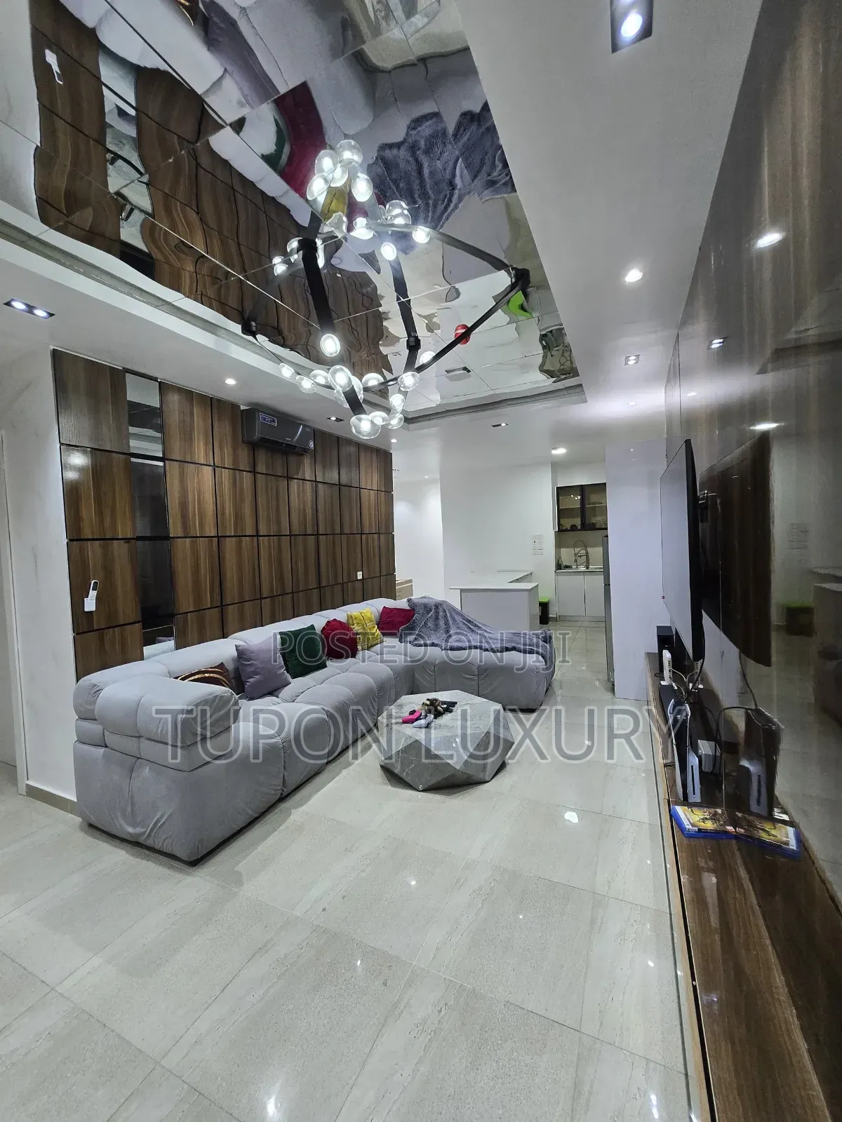 Oceanview/Waterfront 2bed With Cinema, Snooker, Ps5 Gym in Lekki