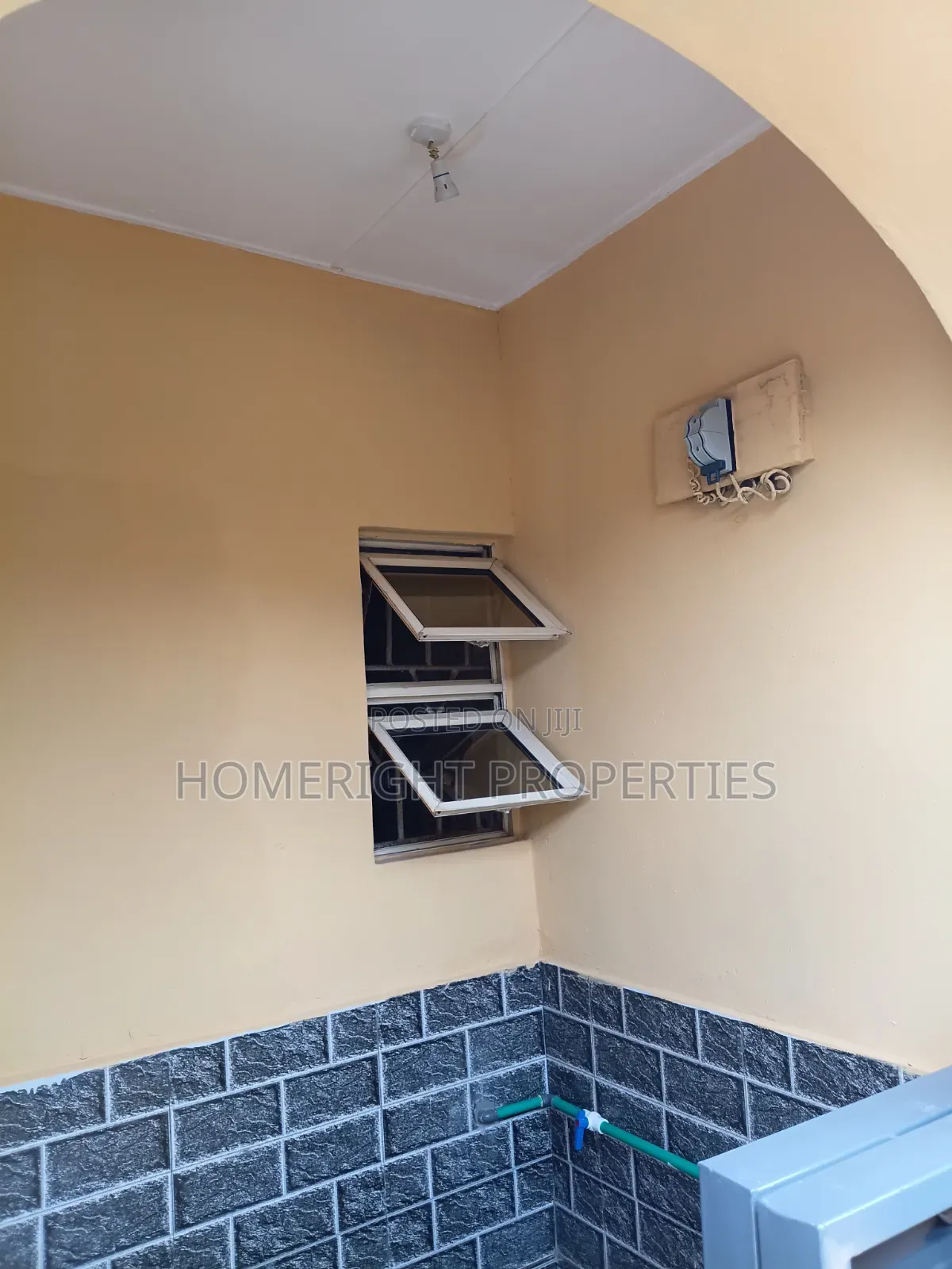 1bdrm Apartment in Alimosho for rent in Alimosho