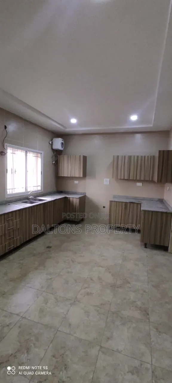 3bdrm Duplex in Riverpack Estate, Sabon Lugbe for sale in Sabon Lugbe