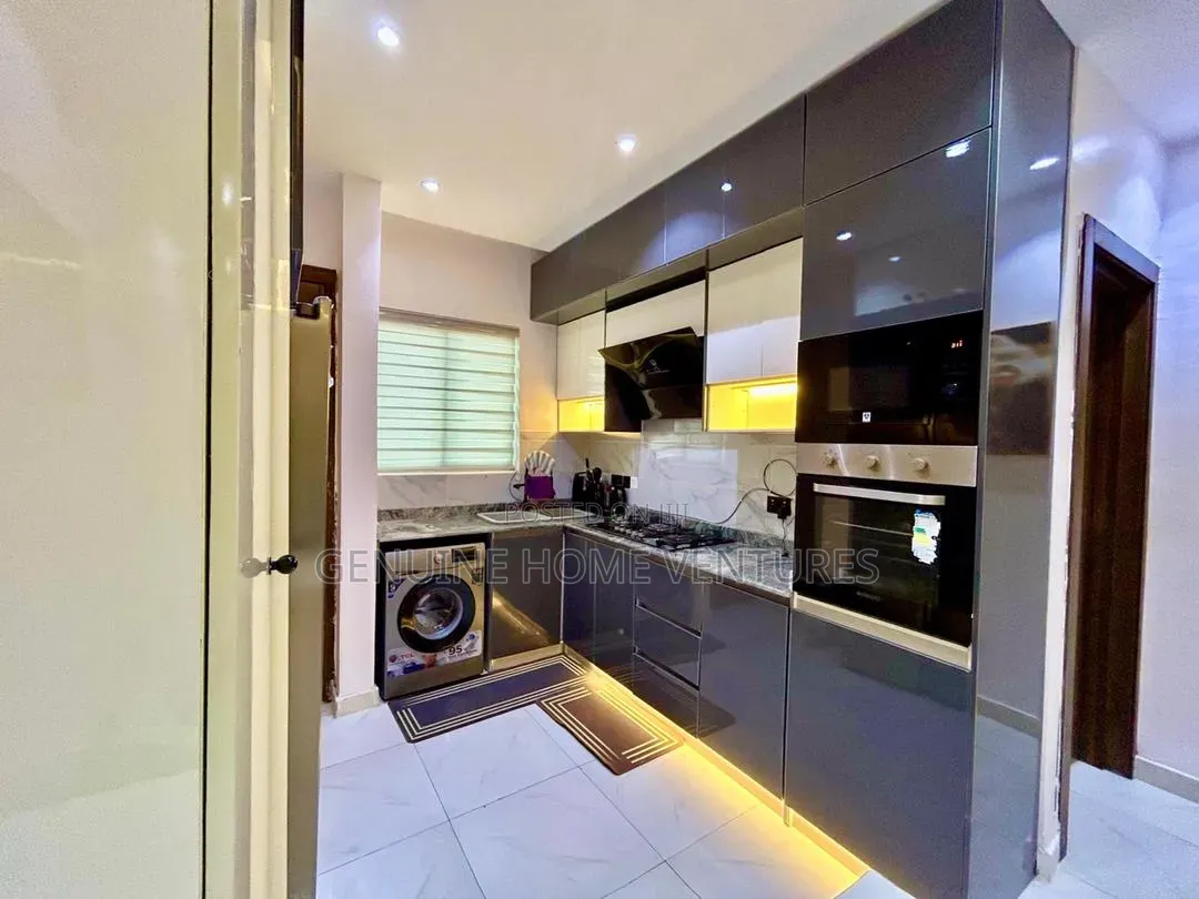 Furnished 2bdrm Apartment in Chevron for rent in Chevron