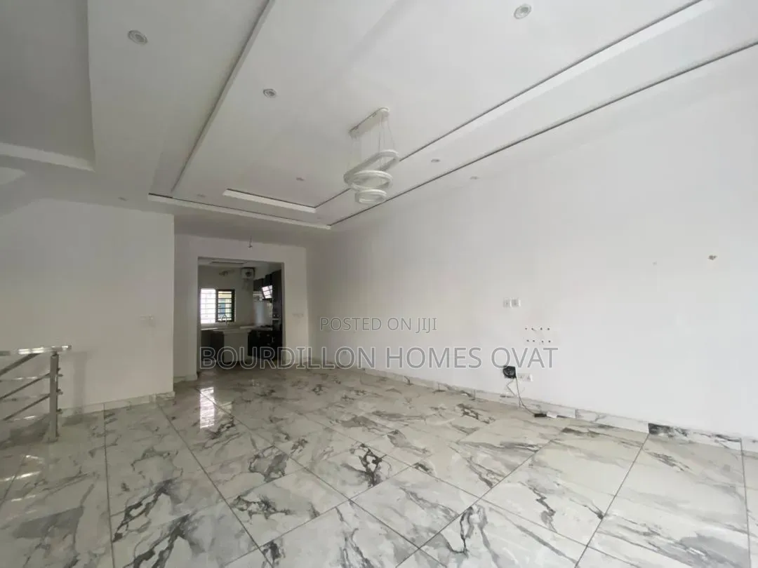 4bdrm Duplex in Ikate Lekki Lagos for rent in Ikate
