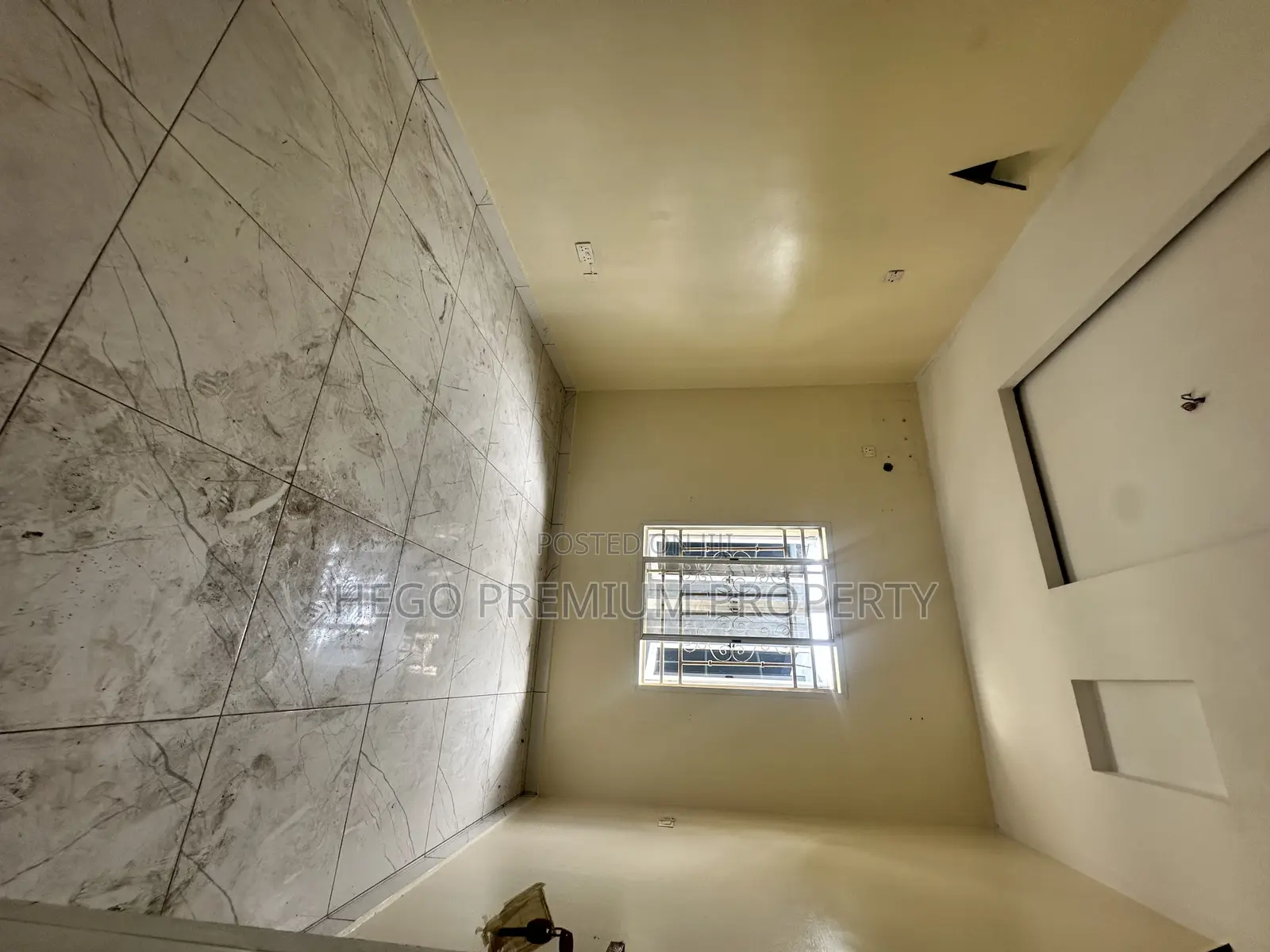 3bdrm Duplex in Forces Avenue, Old GRA for rent in Old GRA